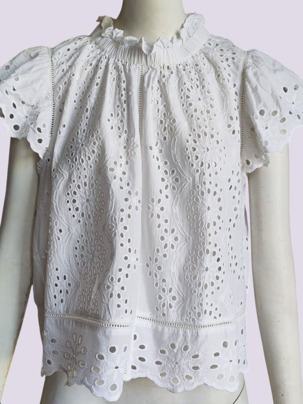 Jennifer & Grace Flutter Sleeve White Cotton Eyelet Top Coquette Cottagecore M